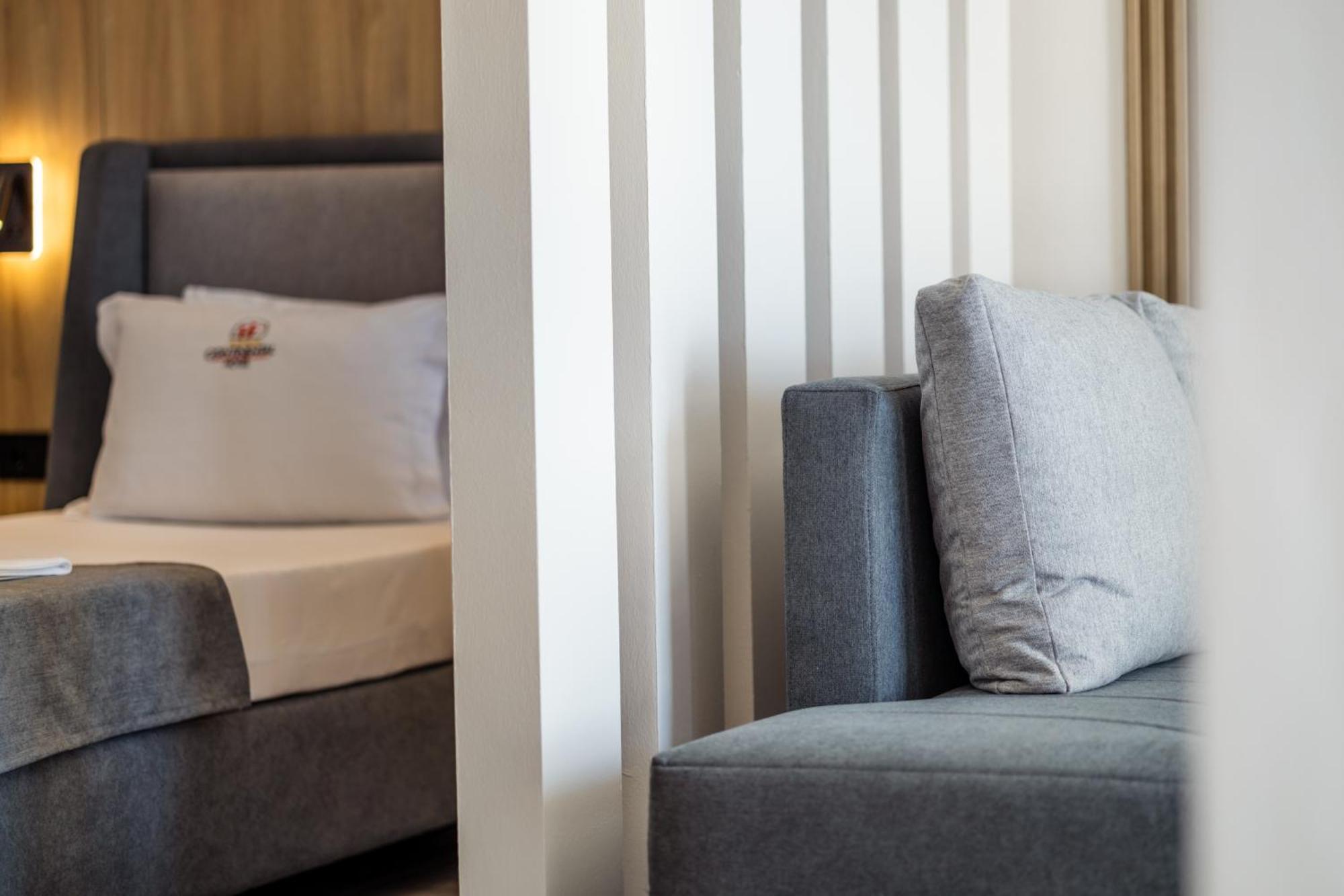 Continental Hotel Ülgün Dış mekan fotoğraf