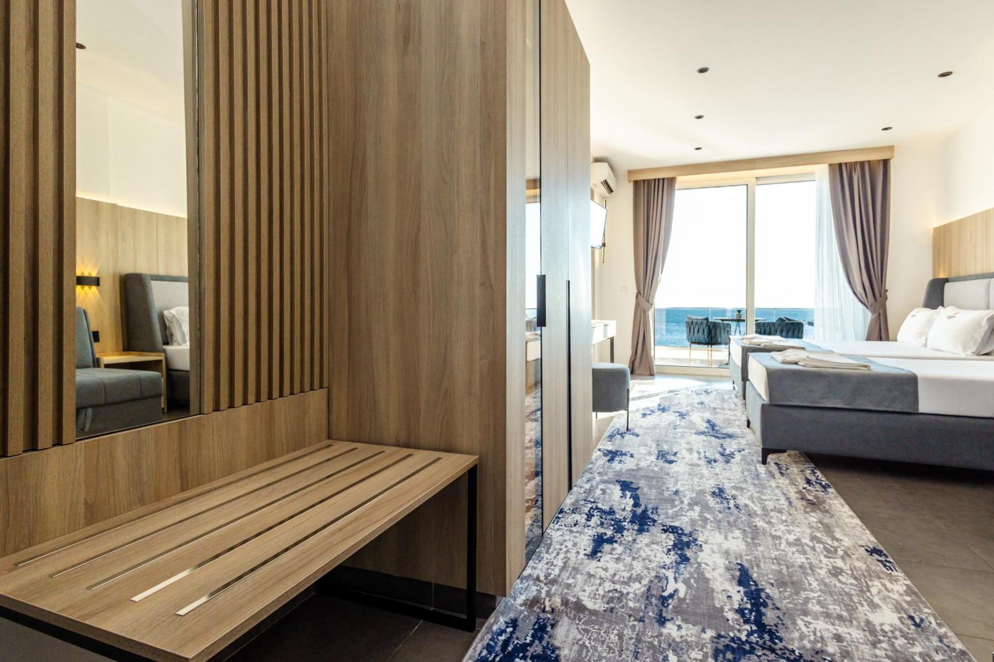 Continental Hotel Ülgün Dış mekan fotoğraf