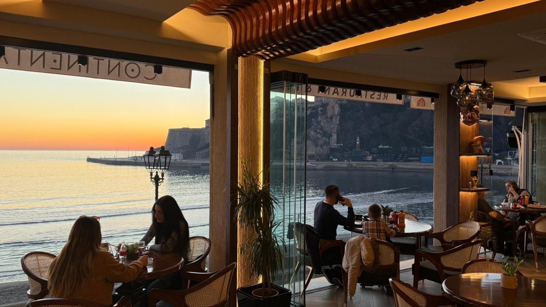 Continental Hotel Ülgün Dış mekan fotoğraf