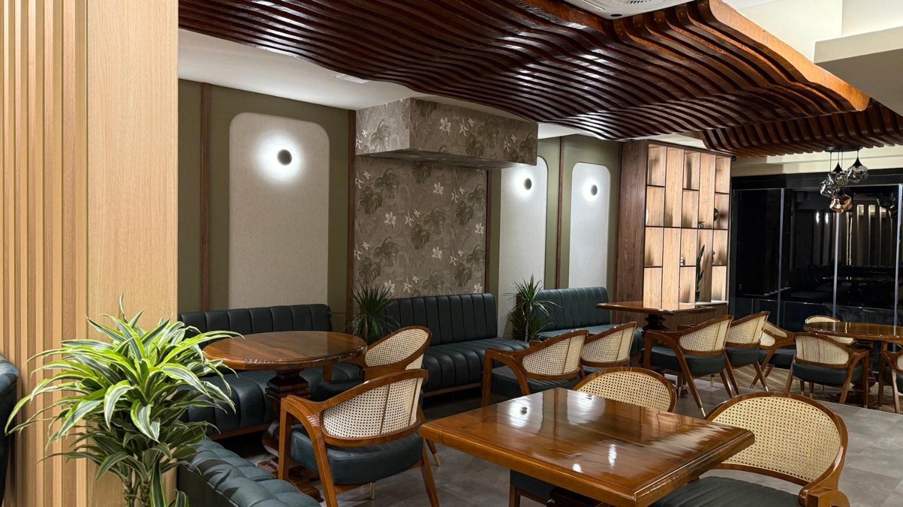 Continental Hotel Ülgün Dış mekan fotoğraf